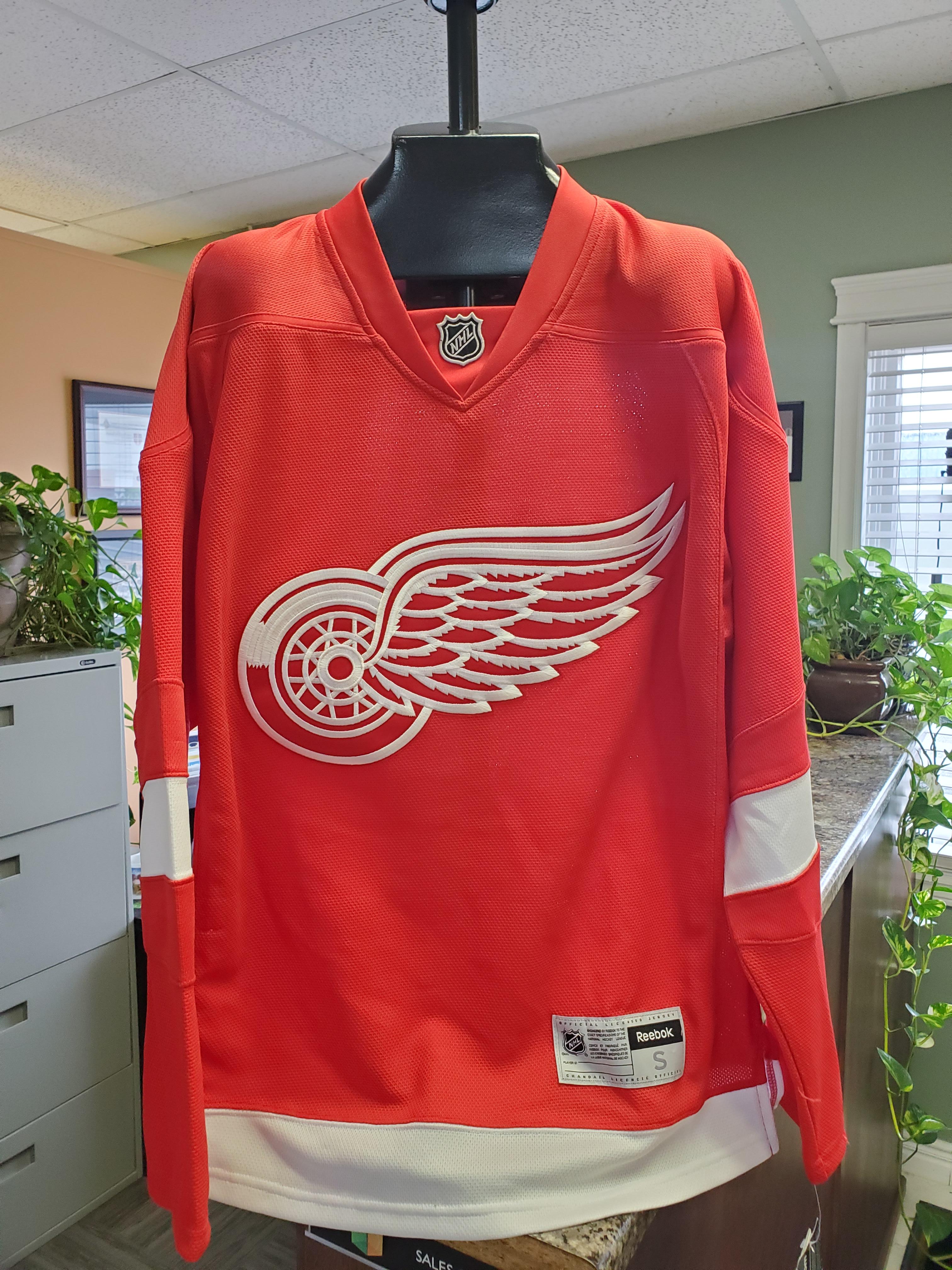 NHL Detroit Red Wings Infant Replica Jersey-Home, Red, Infant One Size(12-24M)